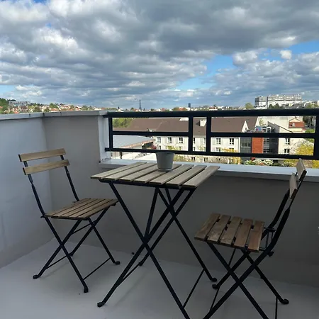 Appartement, Bel Apercu Tour Eiffel Rueil-Malmaison Buitenkant foto