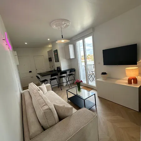 Appartement, Bel Apercu Tour Eiffel Rueil-Malmaison Buitenkant foto